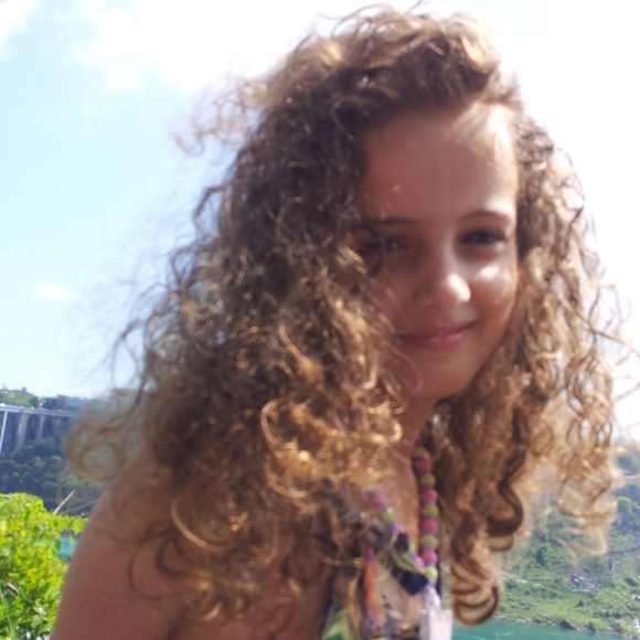 Meet your Posher, Rania - Picture 1 of 1